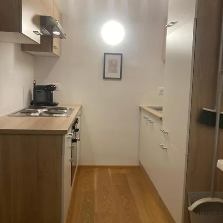 Airins Sleep & Go Apartman *